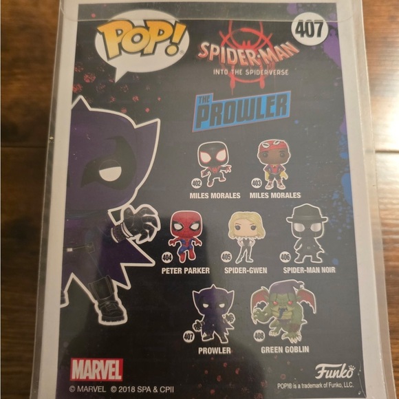 Funko Spider-Man In The Spider Verse Prowler #407 New In Protector - Picture 2 of 4